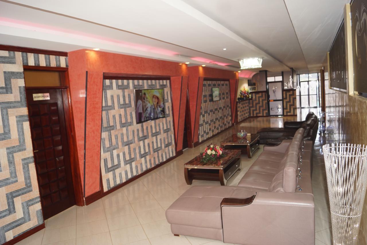 Hotel Ok 坎帕拉 外观 照片