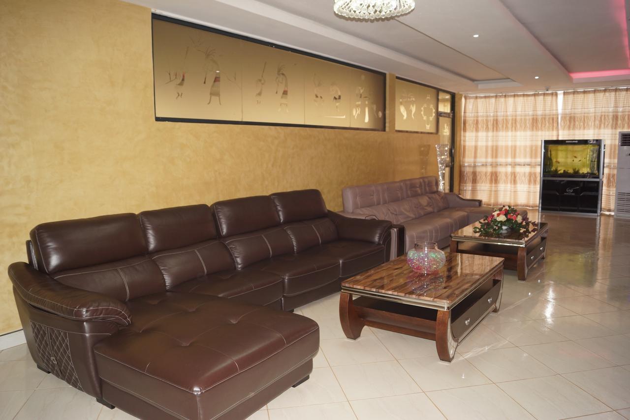 Hotel Ok 坎帕拉 外观 照片